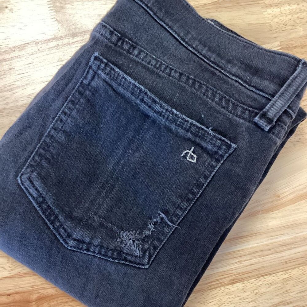 EUC Ladies‎ Rag & Bone Distressed The Skinny Black Jeans - 28